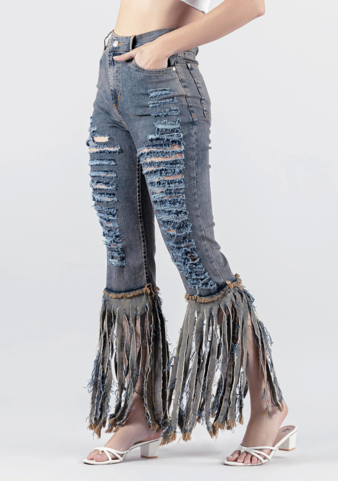 Blue Slim Fit Distressed Frayed Fringe Women's Jeans bottom wear