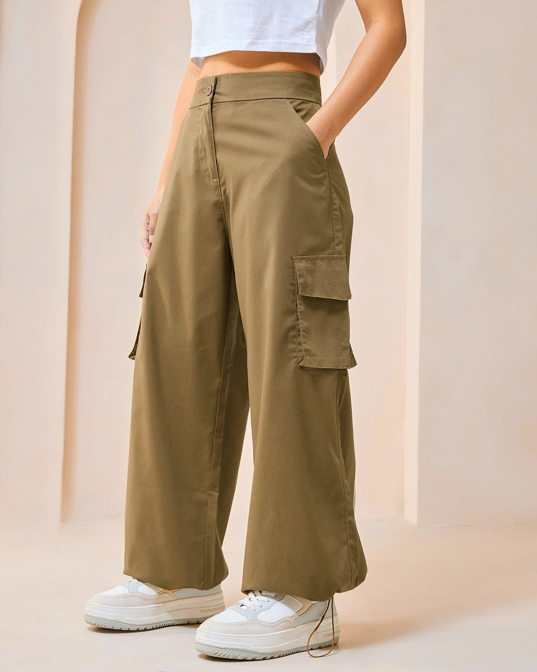 Women's Brown Oversized Cargo Parachute Pants bottomwear