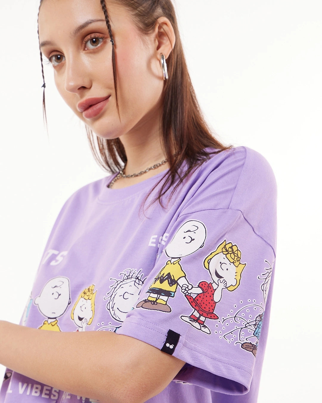 OFFICIAL PEANUTS MERCHANDISE Women's Black Peanuts Gang Graphic Printed Oversized T-shirt